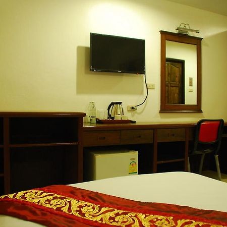 Patong Budget Rooms Esterno foto