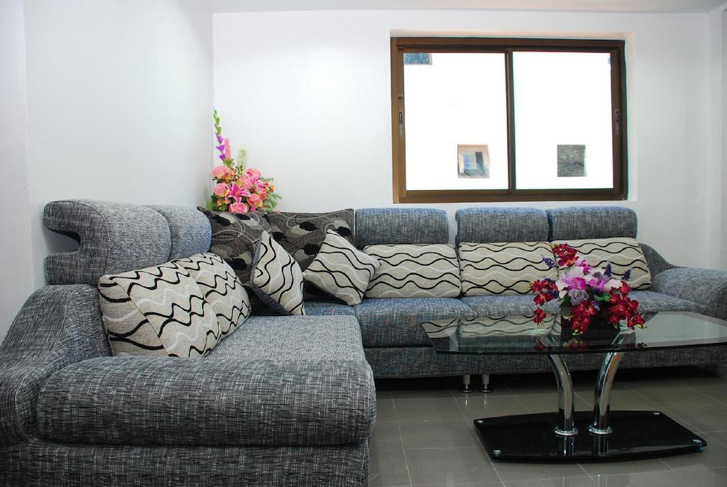 Patong Budget Rooms Esterno foto